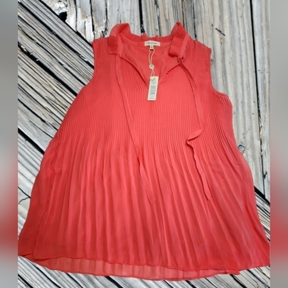 NWT MAX STUDIO Accordion Pleated Relaxed Blouse Top, Coral Chiffon.‎ Size Small - Picture 1 of 7